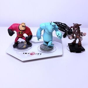 Disney Infinity Portal Base Pad Plus Sulley, Jack Sparrow, Mr. Incredible Figure